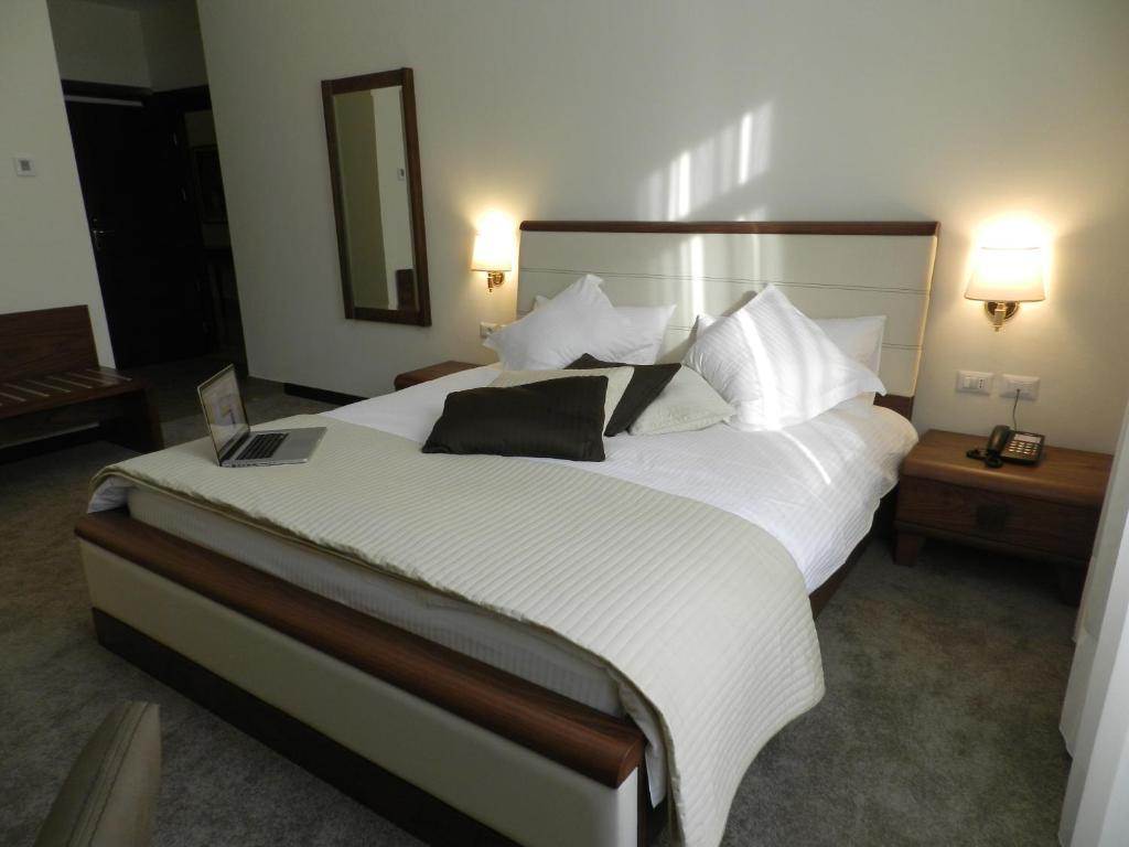 Boutique Hotel Kotoni Tirana Cameră foto